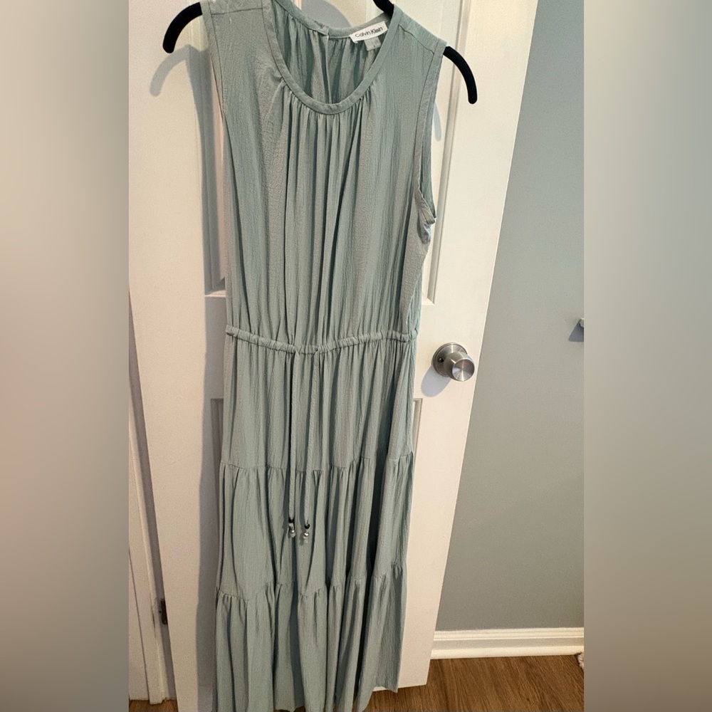 Calvin Klein Sleeveless Tiered A-Line Midi Dress